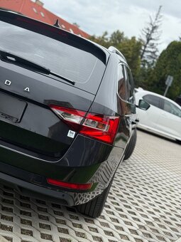 Škoda Superb Combi , DSG - 8