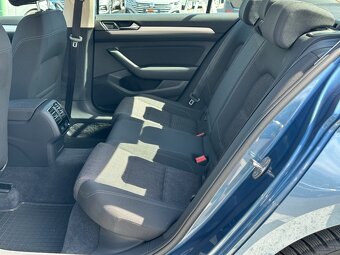 Volkswagen Passat 2.0 TDi - 8