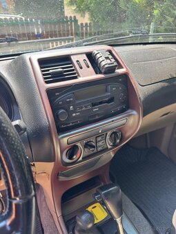 Nissan Terrano 2 - 8