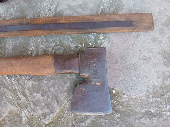 sekera,sekery,hoblík,nebožiec,staré náradie,krížovka - 8