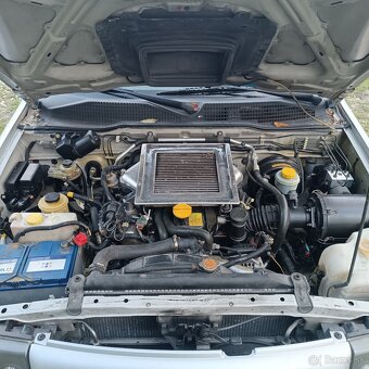 Terrano 2,7tdi - 8