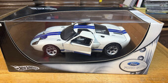 Ford Mustang - modely II. 1:18 - 8