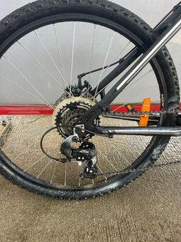 GT Agressor 2.0 - 8