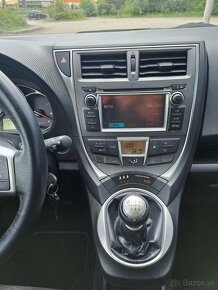 Toyota Yaris Verso S - 8