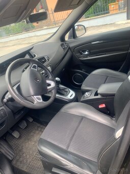 Renault Scenic - 8