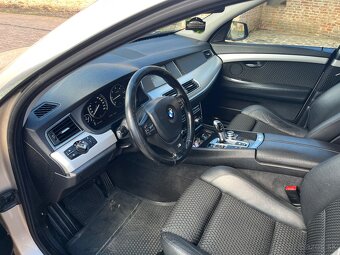 BMW 530GT xDrive Grand Turismo SR - 8