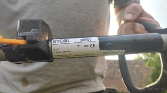 Benzínový vyžinač RYOBI - 8