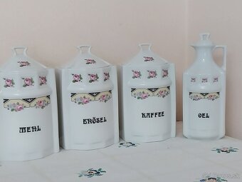 Porcelánové dózy - 8
