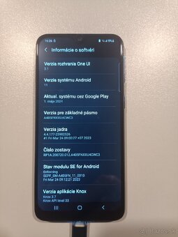 Predám Samsung A40 - 8