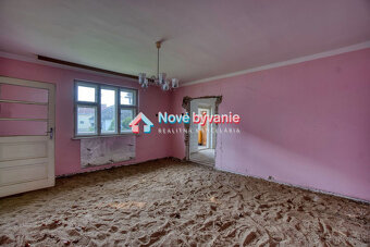 Vidiecky dom s potenciálom a veľkorysým pozemkom v obci Rožk - 8