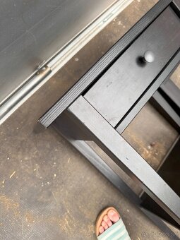 Posteľ a nočné stolíky HEMNES - 8