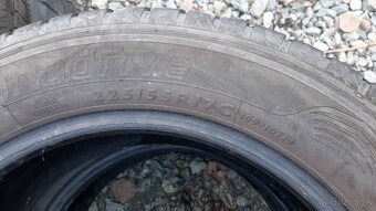 225/55r17C 109/107H Danlop letne - 8