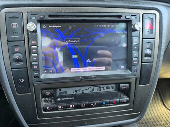 Volkswagen Passat Variant B 5,5 rok 2004 1,9 TDI 96kw - 8