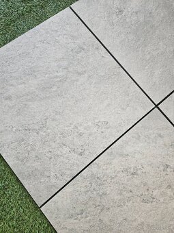 Dlažba terasa, protismyk-ova, 60x60, hrúbka 2cm stredne sivá - 8