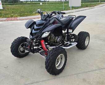 Yamaha raptor 660 - 8