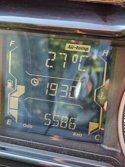 Yamaha XMAX TECH MAX 125 🛵 - 8