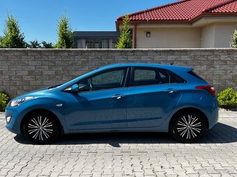 Hyundai i30 1.6i - 8