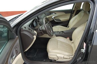 Opel Insignia kombi - 8