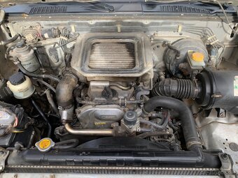 Nissan Navara D22 - 8