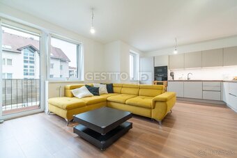 GESTTO | 3-IZBOVÁ NOVOSTAVBA NA PREDAJ | PARKOVACIE MIESTO | - 8