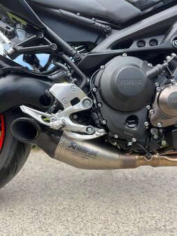 Yamaha mt09 2017 black - 8