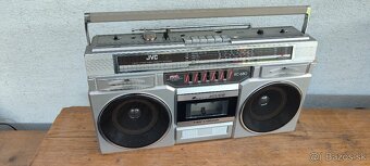 Radiomagnetofon JVC - 8