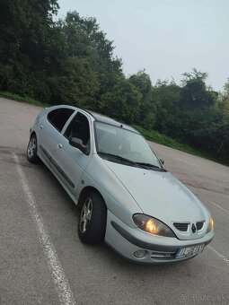 Renault Megane - 8