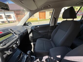 Volkswagen Tiguan - 8