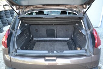 Peugeot 3008 1.6i Vti - 8