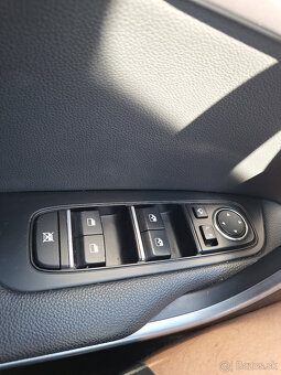 Kia Ceed SW - 8