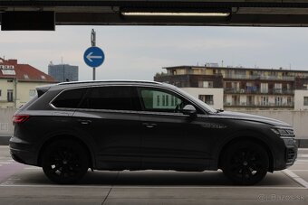 Volkswagen Touareg 3.0 TDI V6 R-Line 4Motion - 8