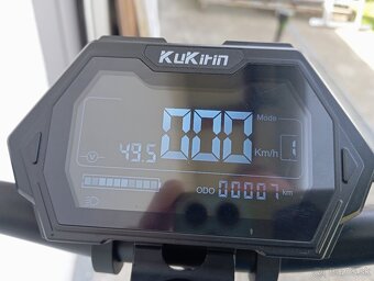 Elektrická kolobežka Kukirin M5 pro - 8