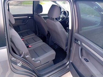 Volkswagen touran 1.6TDI , 77kw-105ps BLUEMOTION - 8