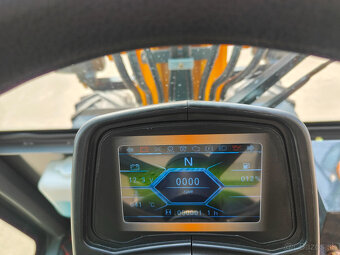 Predám Kolesový mini- nakladač 4x4 Tal. hydraulika - 8