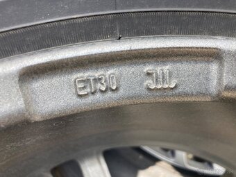 Dezent 18" 5x112 zimné 225/60R18 - 4ks - 8