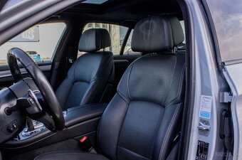 BMW Rad 5 M550d xDrive / HEADUP / PANO / ACC - 8