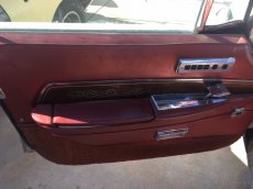 1963 Chrysler Imperial LeBaron - 8