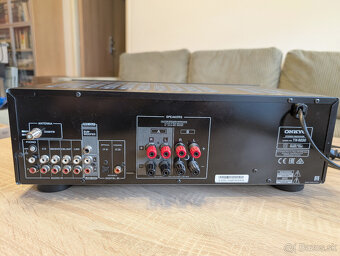 Onkyo TX-8220 - 8