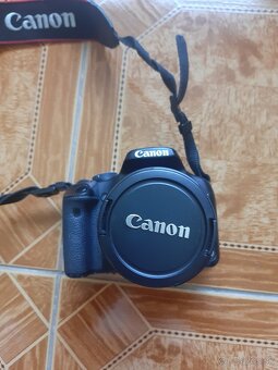Fotoaparát Canon EOS 450D - 8