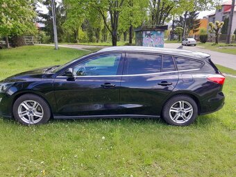 Ford focus - 8