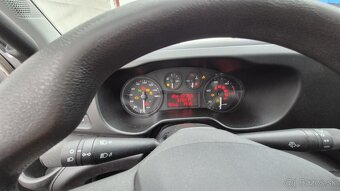 Prodám IVECO DAILY 35S16 skříň - 8 palet - 8