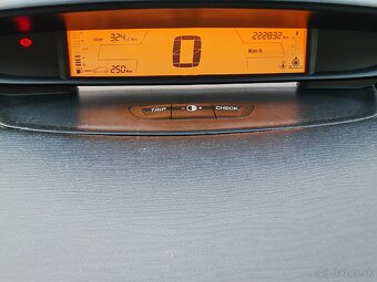 Citroen c4ii - 8