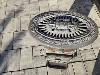 Liatinové kachle GODIN – francúzske, starožitné, funkčné - 8