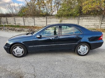 Mercedes C 320 - 8