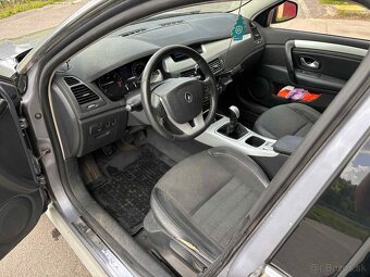 Renault Laguna 3 Grandtour 2.0 dci 110kW NOVÁ STK - 8