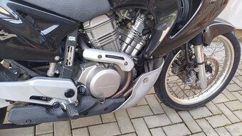 Honda Transalp xl 650 v - 8