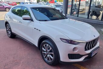 Maserati Levante 3.0D AT8 4x4 - 8