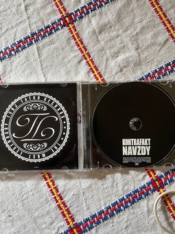 Predám rôzne DVD a hudobné CD - 8