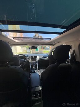 Ford Mondeo Mk5 - 8