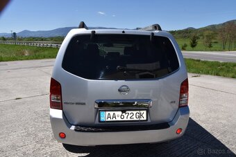 Nissan Pathfinder 2.5 dCi terénne - 8